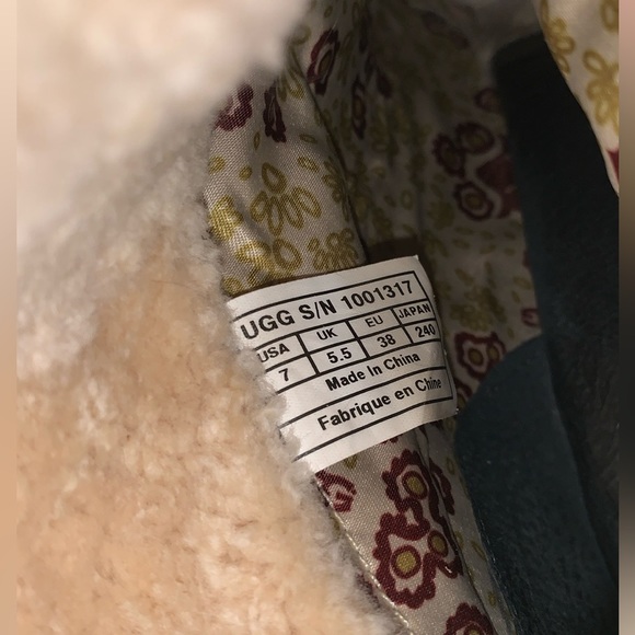 UGG Carnagie Wedge Clog Boots - Picture 10 of 14